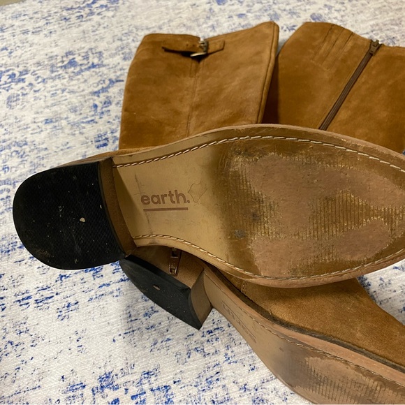 Suede knee high riding boots - Picture 2 of 2